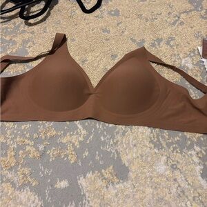 Seamless Brown Bra